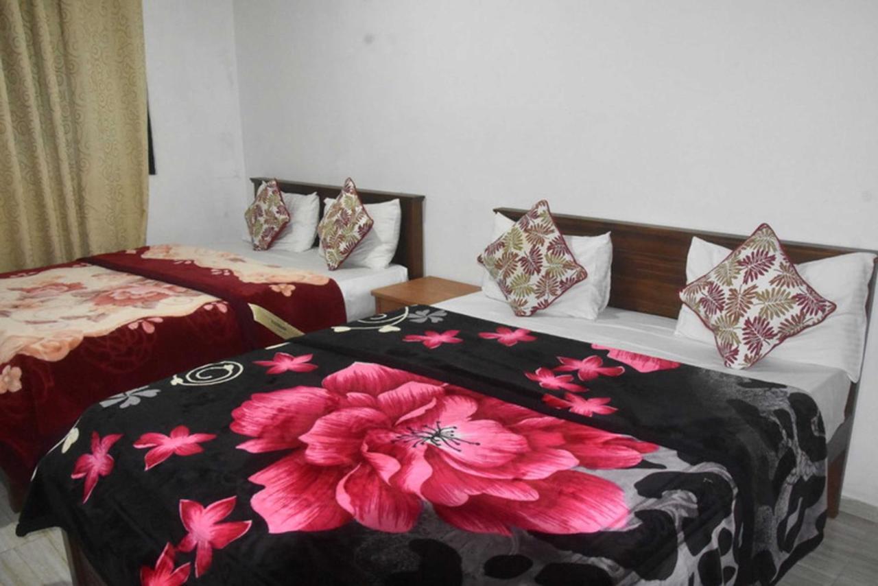 Unique View Nuwaraeliya Hotel Nuwara Eliya Exterior photo